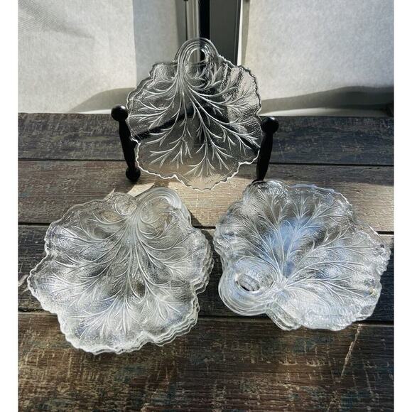 9 Vintage Indiana Glass Clear Pebble Leaf Pattern Textured Glass Butter Dish - Picture 4 of 15